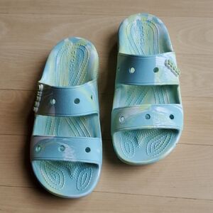 CROCS Classic Marbelized Aqua and Yellow Slide Sz. M 7 W 9 Sandals‎